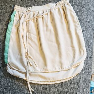 ❗️2 for $10  Gorgeous CLUB MONACO Silk Skirt